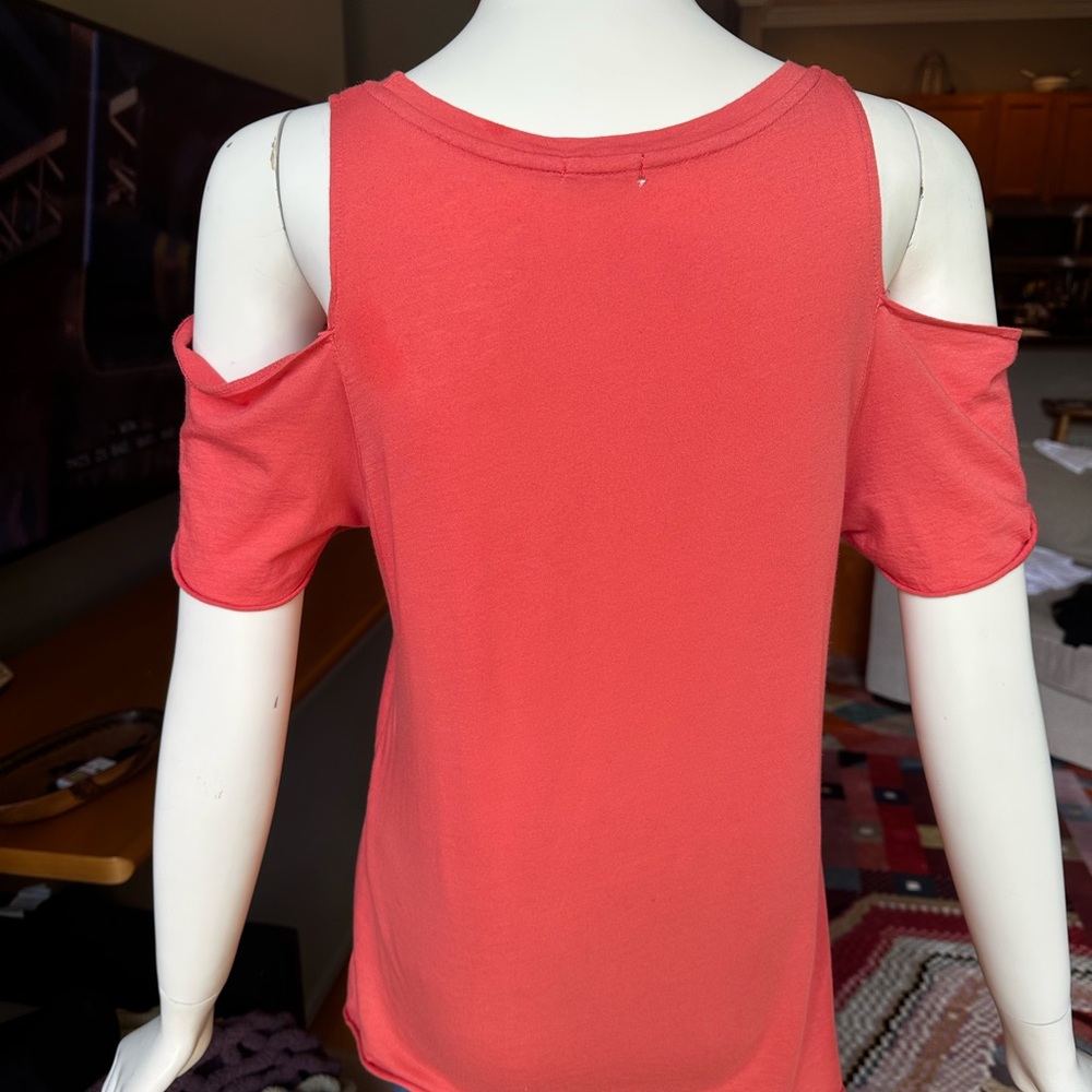 LA made Cold Shoulder Top - orange - Picture 2 of 4